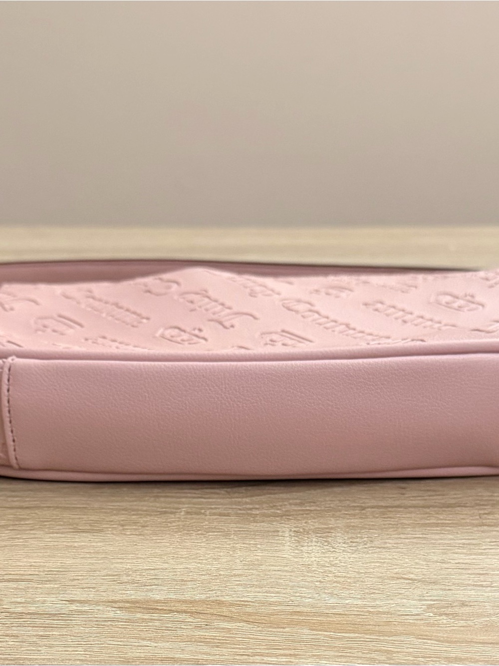 Pink Embossed Chain Charm Women’s Crossbody Bag - Picture 5 of 7